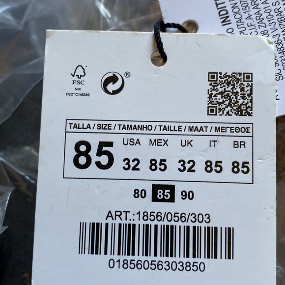 NWT. Zara Golden  Belt with Metal Chains. Size 34/EUR 90. - Picture 7 of 8